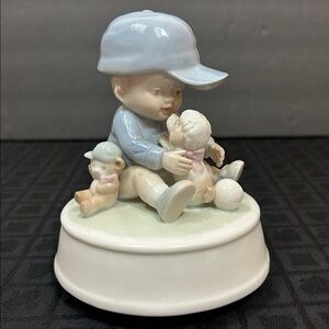 Vintage Porcelain Otagiri Music Box  "How Much Is That Doggie In The Window"